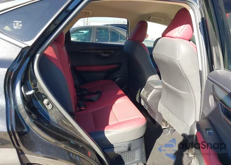 2021 Lexus Nx 300 z USA, uszkodzony, nr VIN JTJDARBZ4M2198815